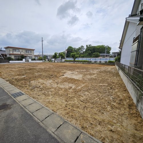 安城市木造瓦葺二階建３棟解体工事